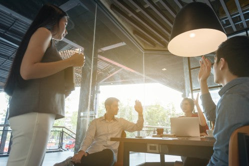 原來選對燈具 – 有着協調整體工作氣氛的重要性?